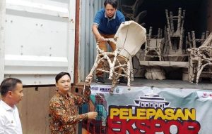 Pengusaha Muda Cirebon Sandang Predikat Eskportir Rotan Terkemuka di Pasar Global