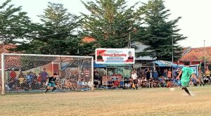 Turnamen Sepakbola Bupati Cup Karang Taruna Saba Muda Patrol,  Bunder FC Kalahkan BMS FC Lewat Adu Pinalti 4-3 (1-1)