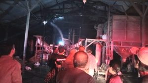 Bangunan Penggilingan Padi di Subang Dilalap Si Jago Merah