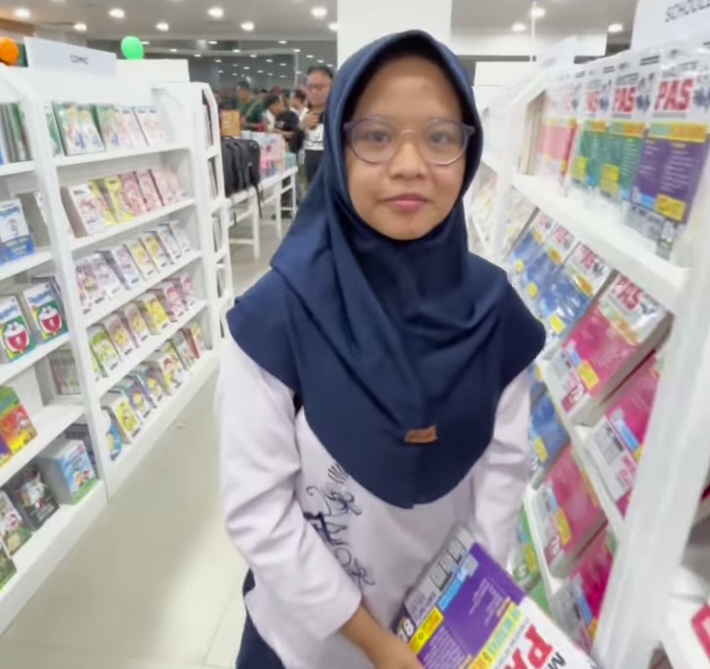 Toko Buku Gramedia Buka Cabang di Mall Indramayu