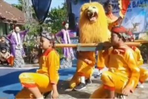 SD Negeri Mekarbakti Lestarikan Budaya Subang Lewat Seni Sisingaan