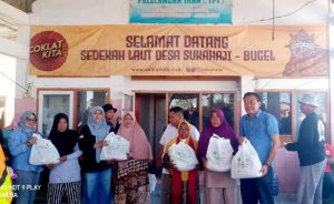 Pemdes Sukahaji Bersama Warga Nelayan Terus Bersinergi Menjaga Tradisi Sedekah Laut