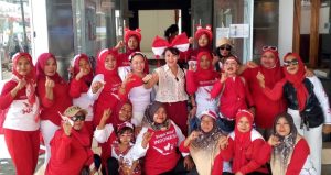 Senam Merah Putih Bersama Dipandu Instruktur Eha Abdul Majid, Semarakkan Hari Jadi Desa Karanglayung ke-18 dan HUT ke-80 RI
