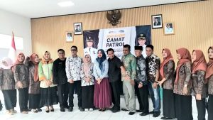 Nuansa Familier Mewarnai Momen Jumpa Pisah Camat Patrol dari Andri M Shaleh kepada Bagus Asep Trisnadi