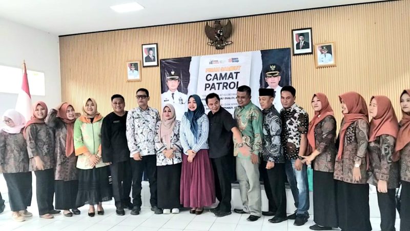 Nuansa Familier Mewarnai Momen Jumpa Pisah Camat Patrol dari Andri M Shaleh kepada Bagus Asep Trisnadi